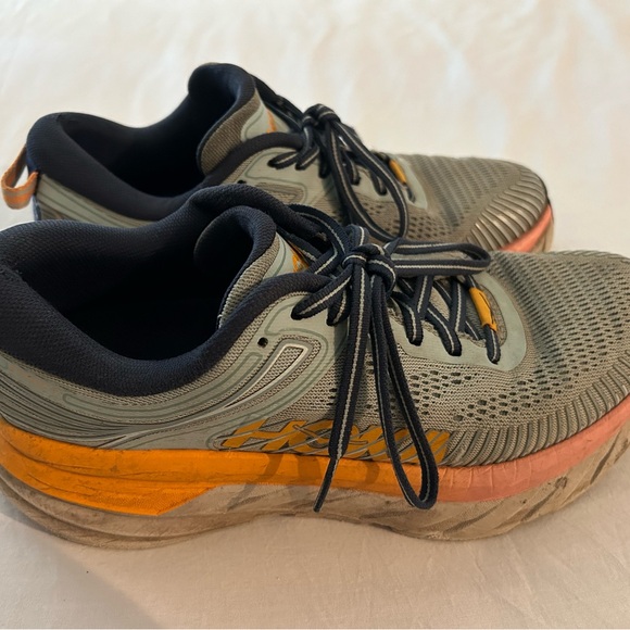 Hoka Bondi 7 (US women’s 7) - Picture 6 of 7
